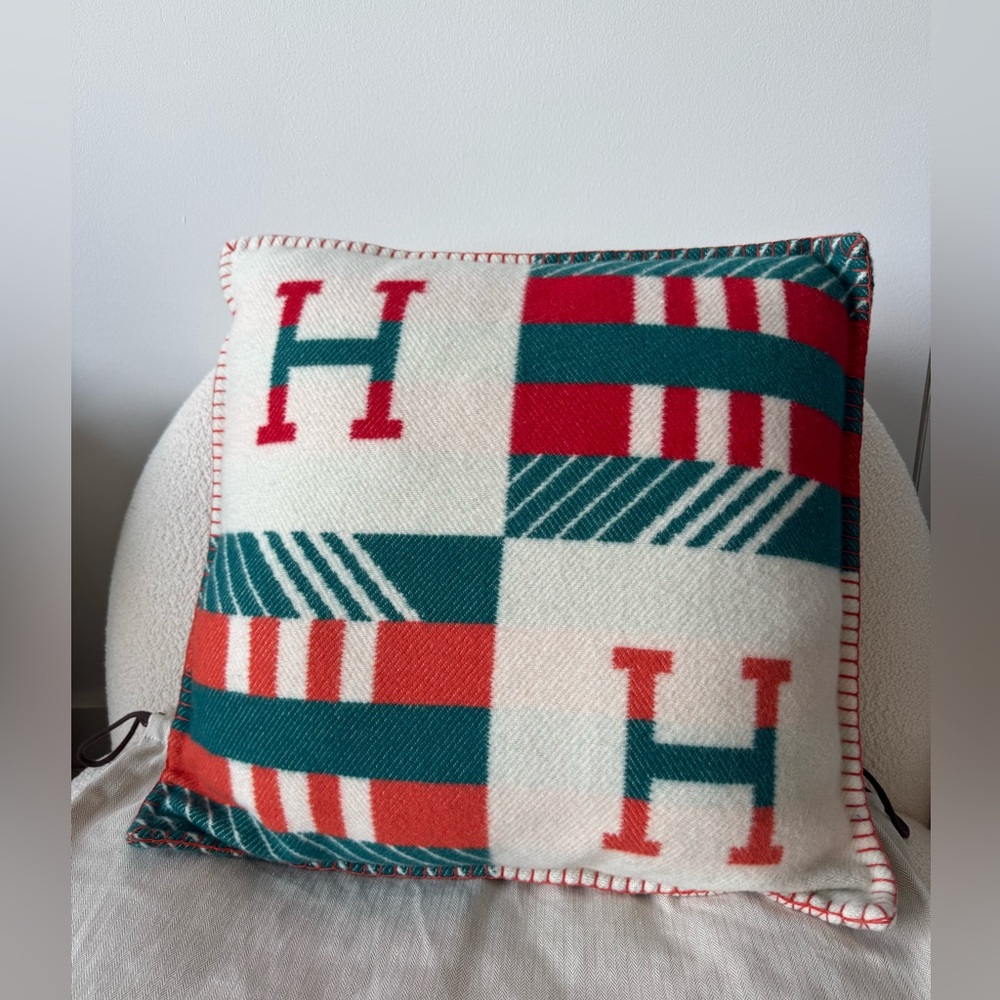Hermes Avalon pillow small model